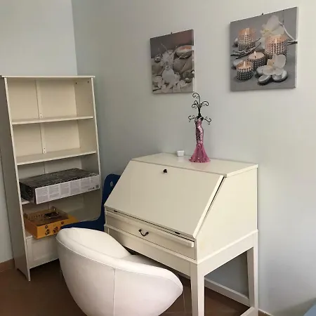 Buellis House Apartment *